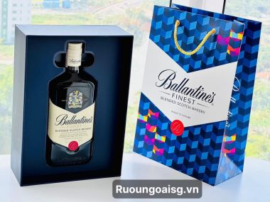 Ballantine's Finest - Hộp Quà Tết 2024
