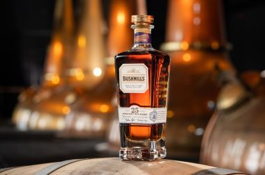 BUSHMILLS 25 NĂM