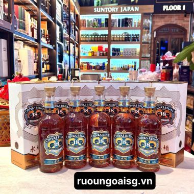 Chivas 18 YO Mizunara Cask Finish Nhật 2025