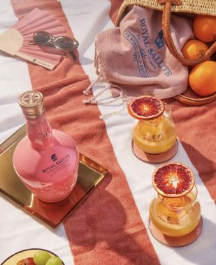 Rượu Whisky Royal Salute 21 Year Old Miami Polo Edition - CHIVAS hồng