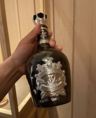 RƯỢU CHIVAS 32 _ ROYAL SALUTE 32 YEARS OLD
