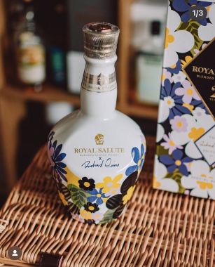 Rượu Whisky Royal Salute 21 Year Old Richard Quinn Trăm Hoa Phiên Bản Hộp Quà Tết Chivas 2024
