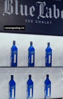 Johnnie Walker Blue Label Ice Chalet 2025