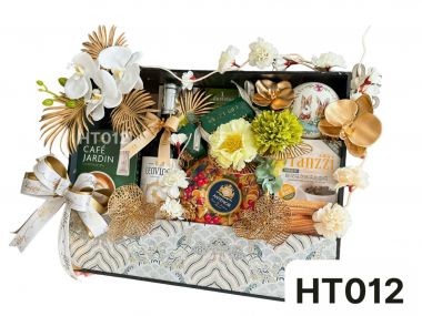 GIỎ QUÀ TẾT BÁNH KEỌ NHẬP 2025 bk25-04 -RƯỢU NGOẠI SG