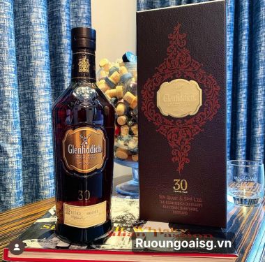 GLENFIDDICH 30 NĂM - HỘP DA
