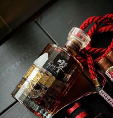 Hibiki 21 Năm Limited