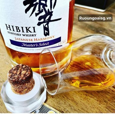 Hibiki Master's Select tem Nhật