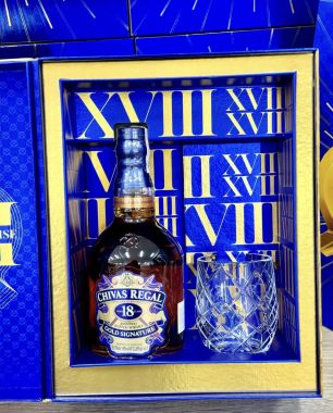 Chivas 18 Năm - Hộp Quà Tết 2024