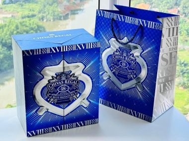 Chivas 18 Năm Blue - Hộp Quà Tết 2024