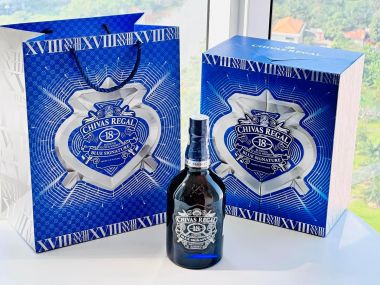 Chivas 18 Năm Blue - Hộp Quà Tết 2024