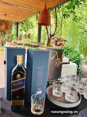 Johnnie Walker Blue Label 200 Years Anniversary Legendary Eight Limited Edition