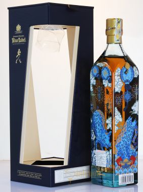 Johnnie Walker Blue Year Of Pig con Heo F19