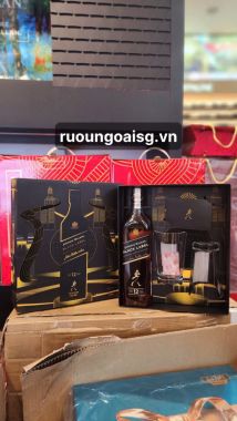 Johnnie Walker Black - Hộp quà Tết 2025