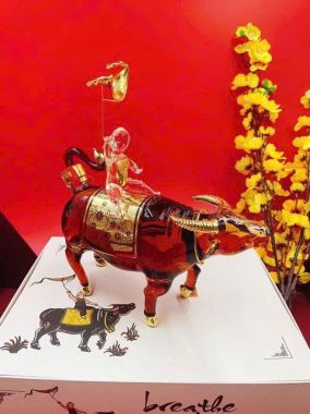 RƯỢU TRÂU ĐÔNG HỒ ROYAL RICH XO 23K GOLD