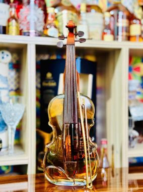 Đàn violin Suntory VSOP 70cl