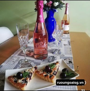 RƯỢU VANG HỒNG TOSTI 1820 PINK MOSCATO