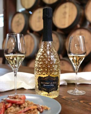 Rượu vang sủi ý Pizzolato Moscato Spumante Dolce 