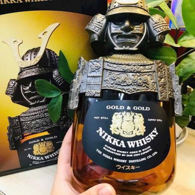 RƯỢU WHISKY NIKKA - SAMURAI GOLD & GOLD