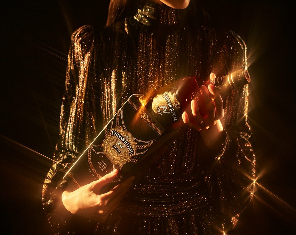 CHIVAS XV KẾT HỢP VỚI BALMAIN - PHIÊN BẢN GIỚI HẠN