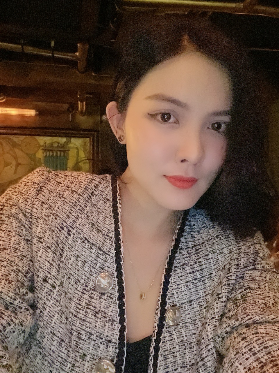 Khám Phá House Of Merlin - Cocktail Bar & Eatery: Điểm Đến Hoàn Hảo Cho Người Yêu Thích Ẩm Thực Và Đồ Uống