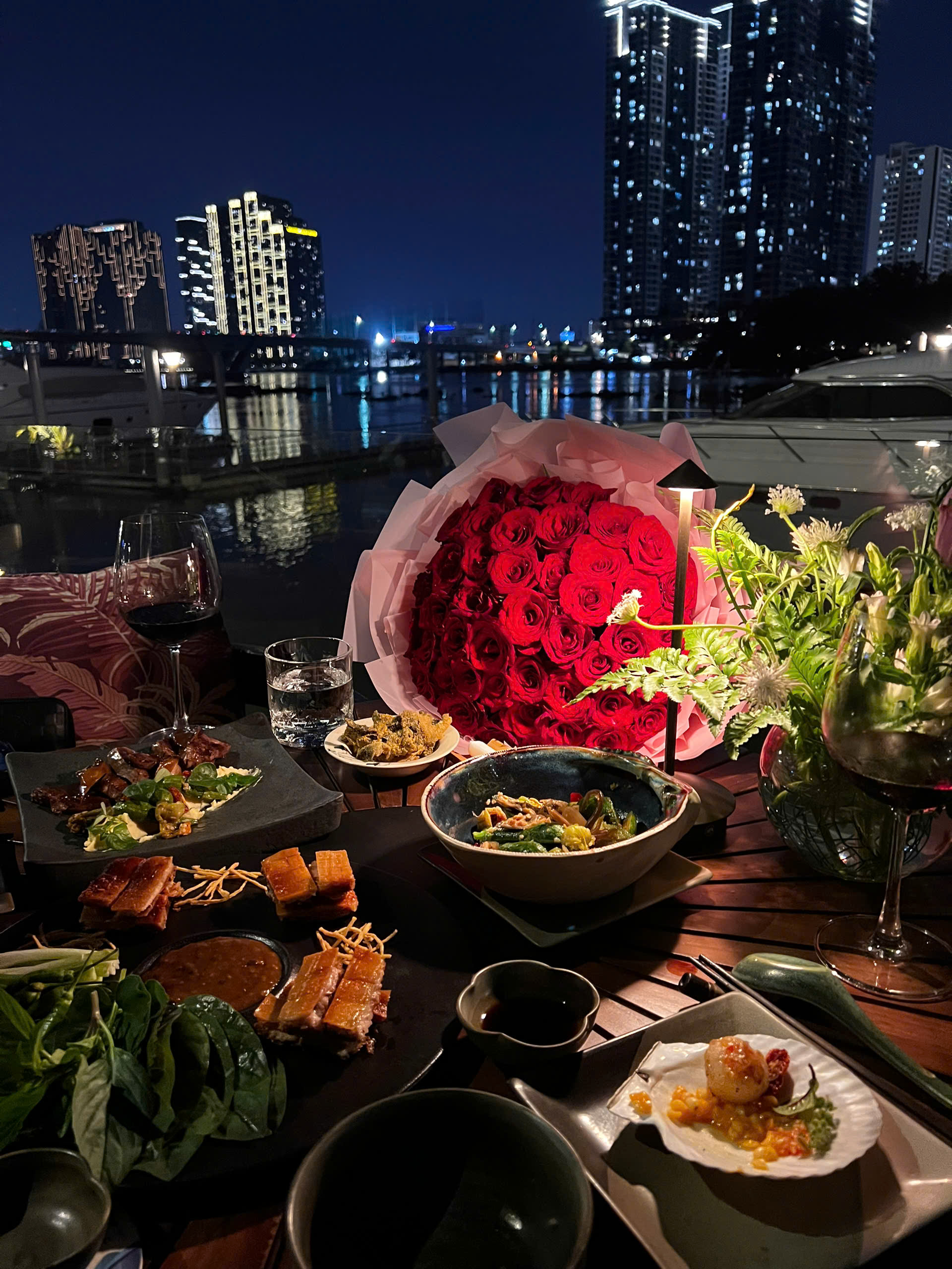 Nhà hàng LA Garden – Vườn Son giữa lòng Thủ Thiêm