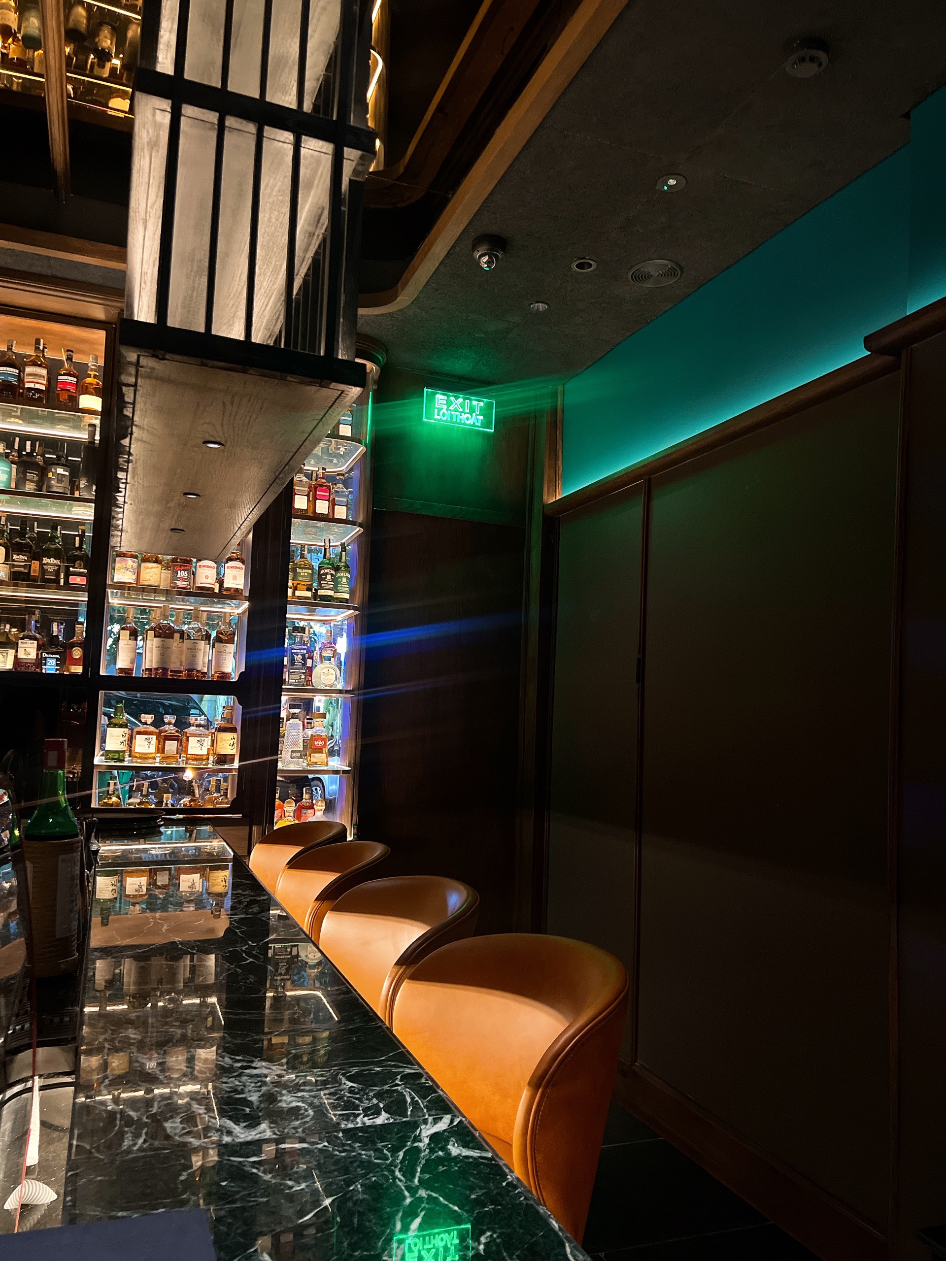 Bar Whiskey Lane: Điểm Đến Lý Tưởng Cho Tín Đồ Rượu Whisky