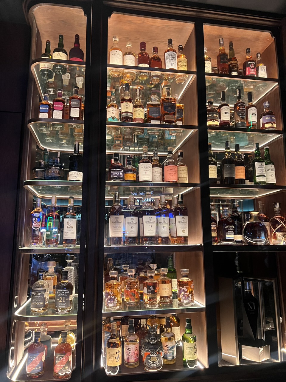 Bar Whiskey Lane: Điểm Đến Lý Tưởng Cho Tín Đồ Rượu Whisky