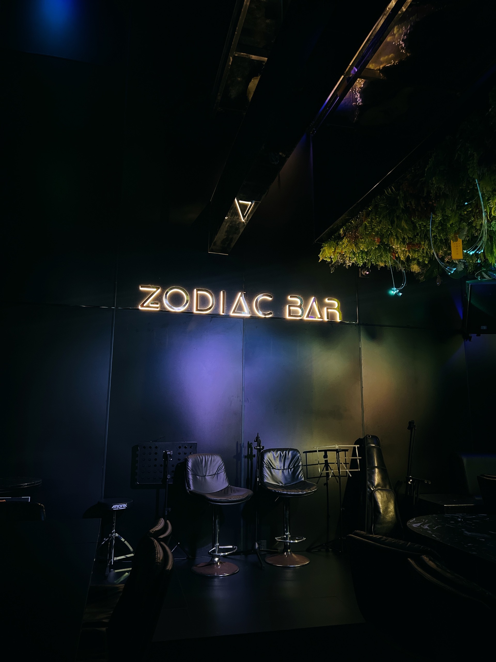 ZODIAC BAR - LƯƠNG HỮU KHÁNH, QUẬN 1, TP.HCM