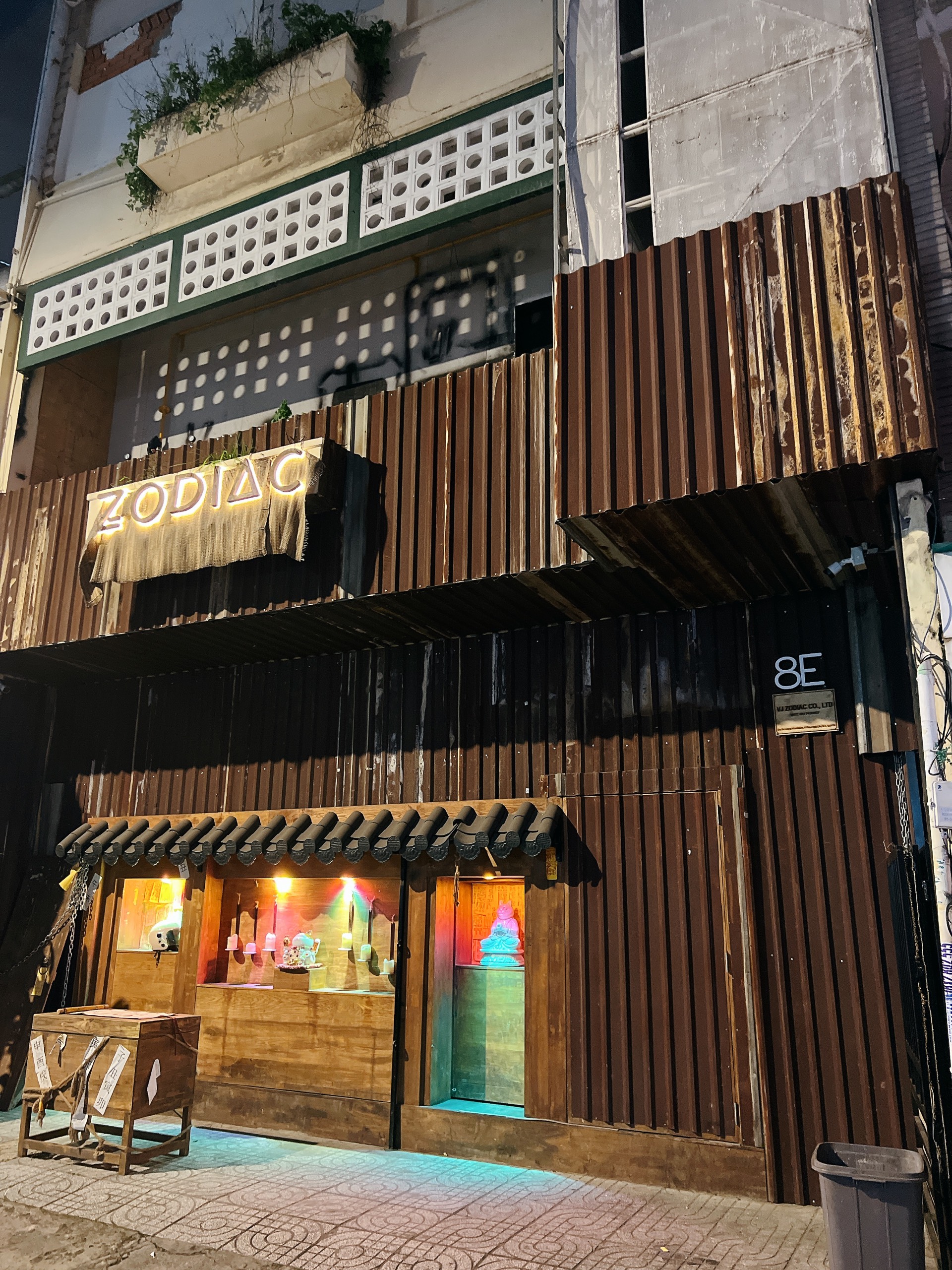 ZODIAC BAR - LƯƠNG HỮU KHÁNH, QUẬN 1, TP.HCM