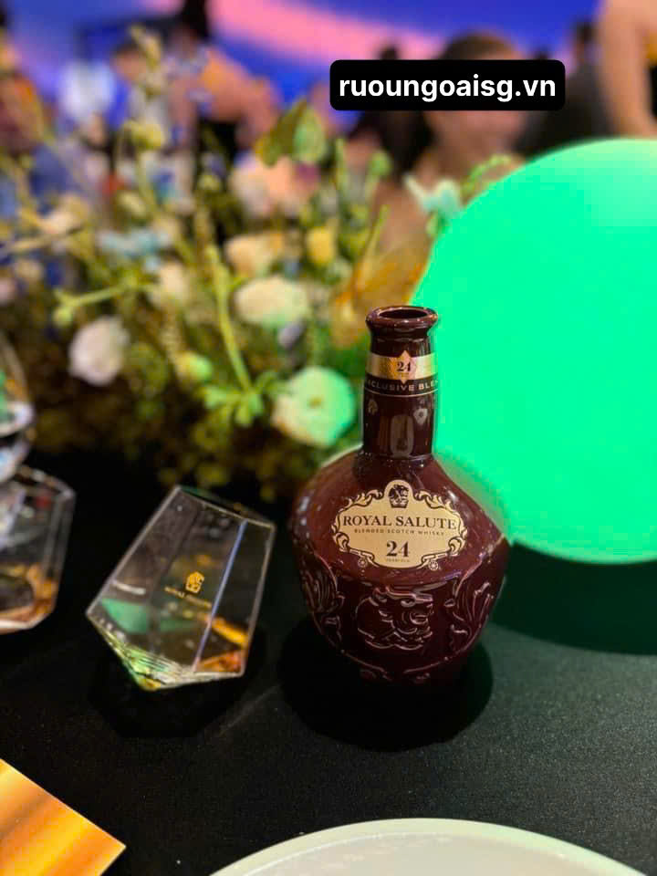 chivas 24 hộp qu&agrave; tết 2025