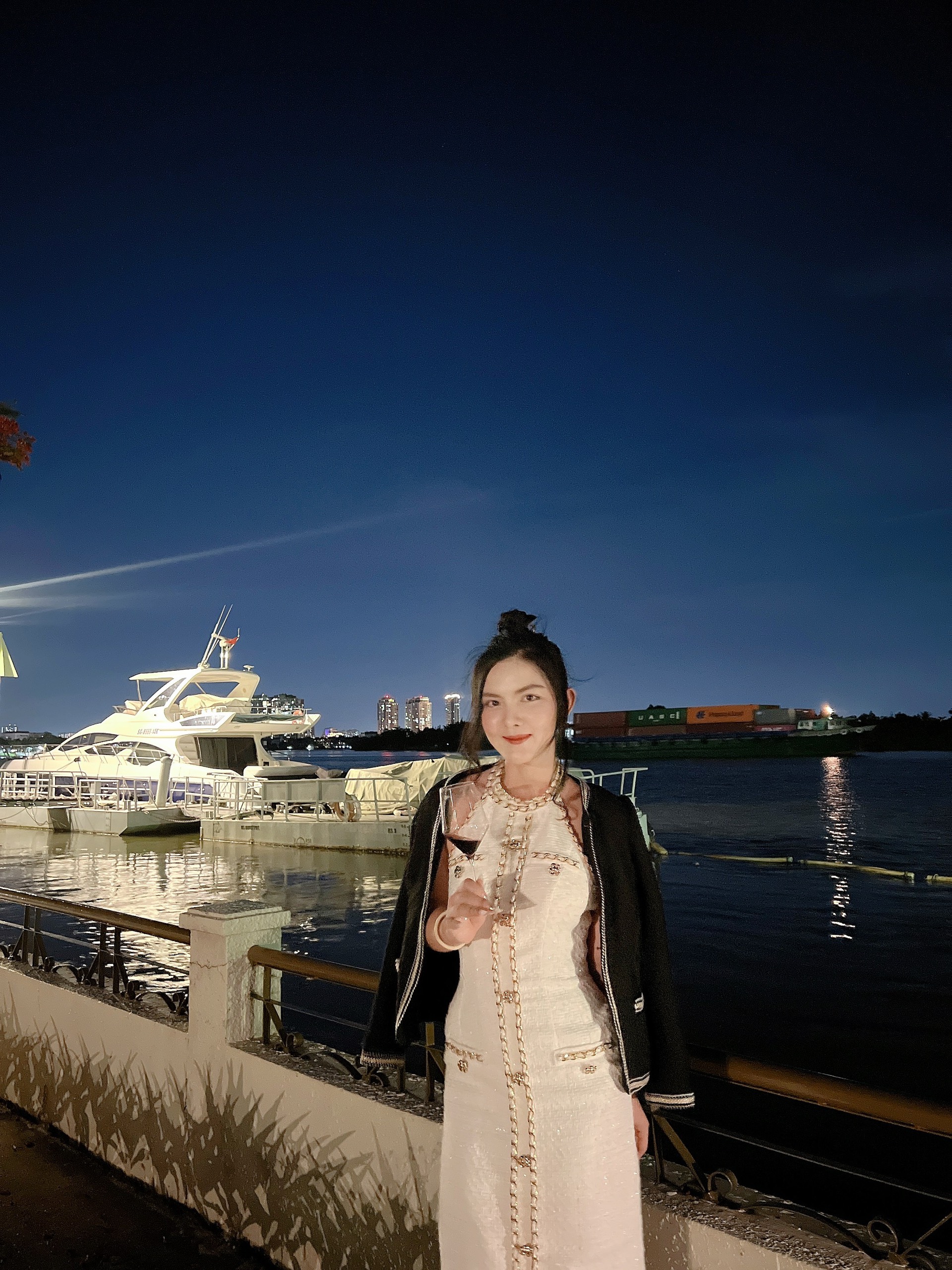 ĐÁNH THỨC GIÁC QUAN CÙNG RƯỢU VANG TÂY BAN NHA VỚI SỰ KIỆN THỬ RƯỢU Ở NHÀ HÀNG COASTAL SÀI GÒN