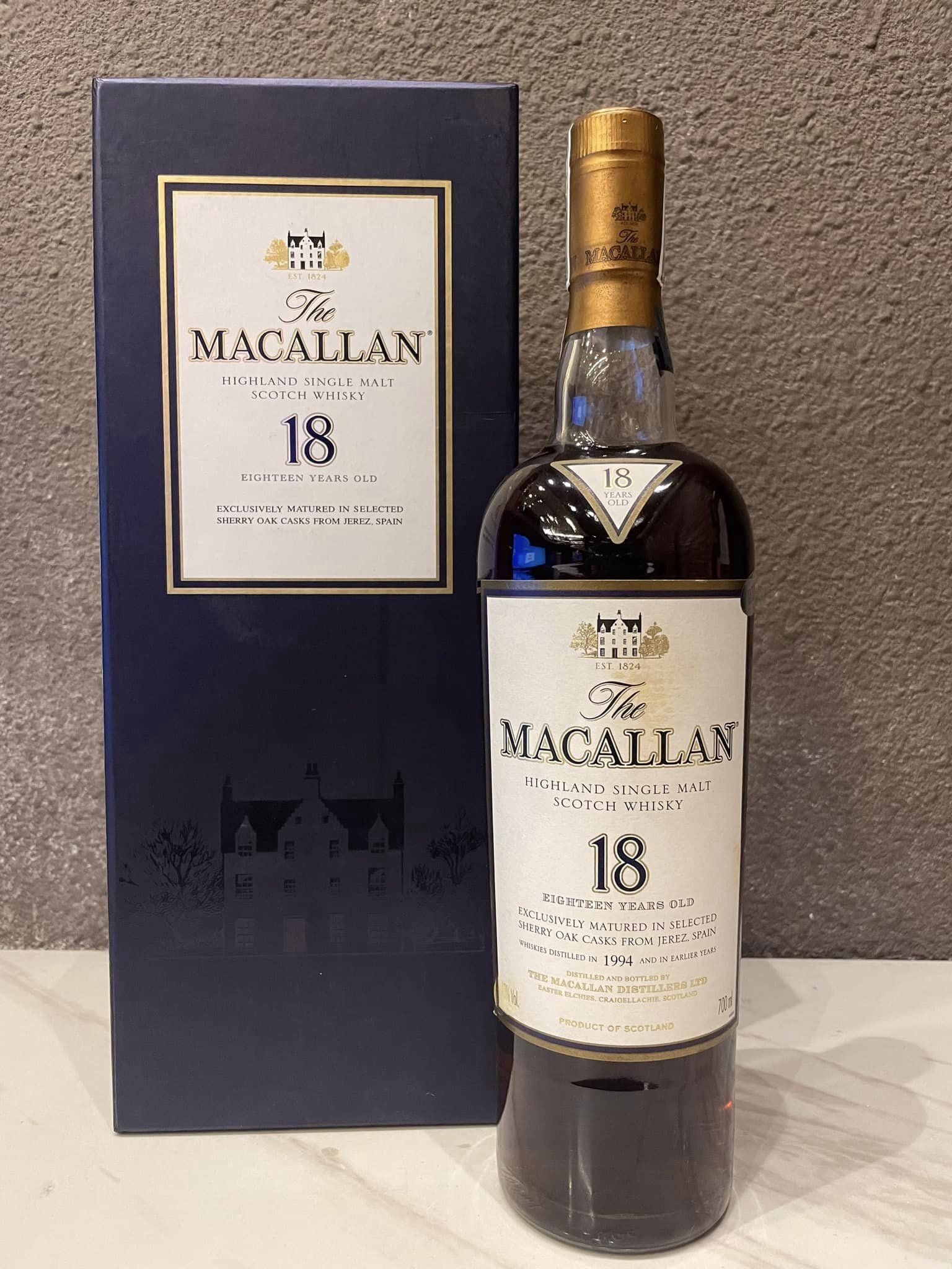 Rượu Macallan 18 Sherry Oak 1994