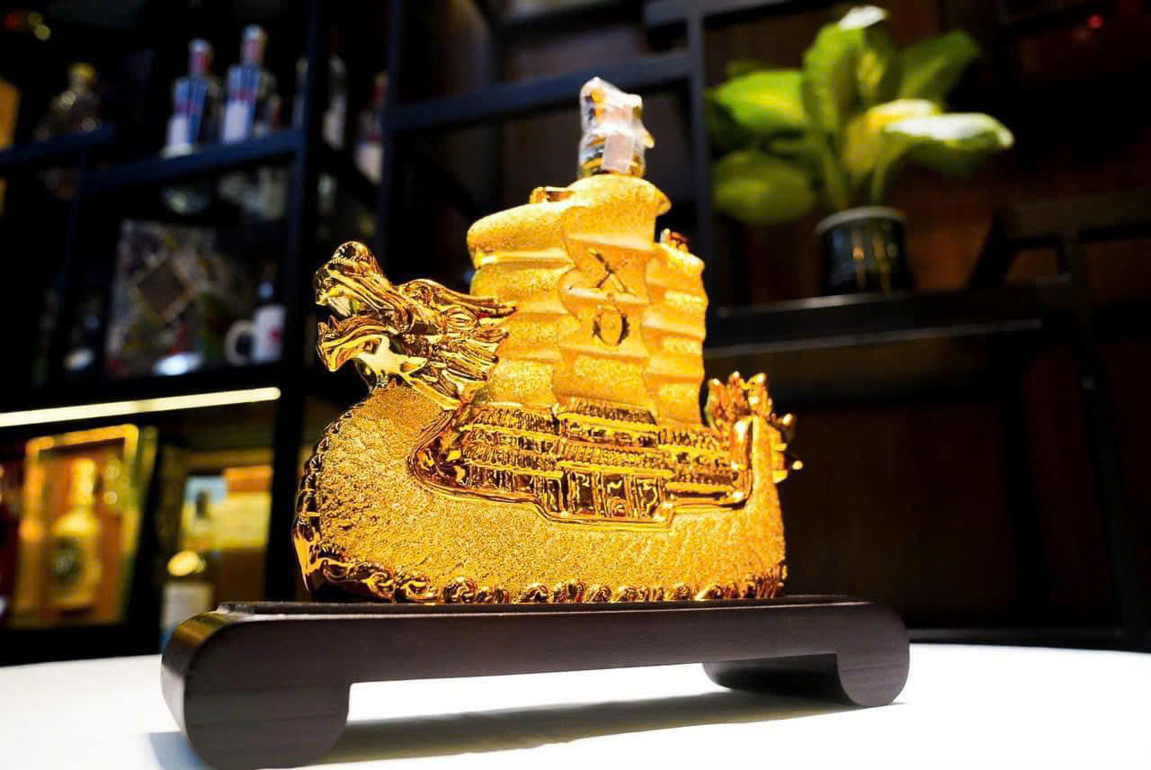 Rượu Thuyền Rồng Brandy XO Dragon Boat