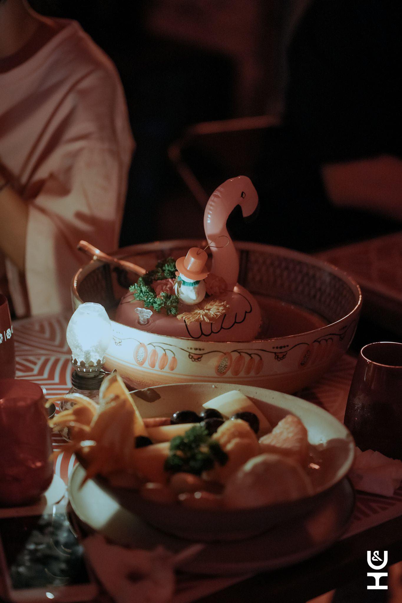 BAR &ndash; NƠI CH&Agrave;O Đ&Oacute;N NHỮNG KẺ C&Ocirc; ĐỘC, TH&Iacute;CH HO&Agrave;I NIỆM