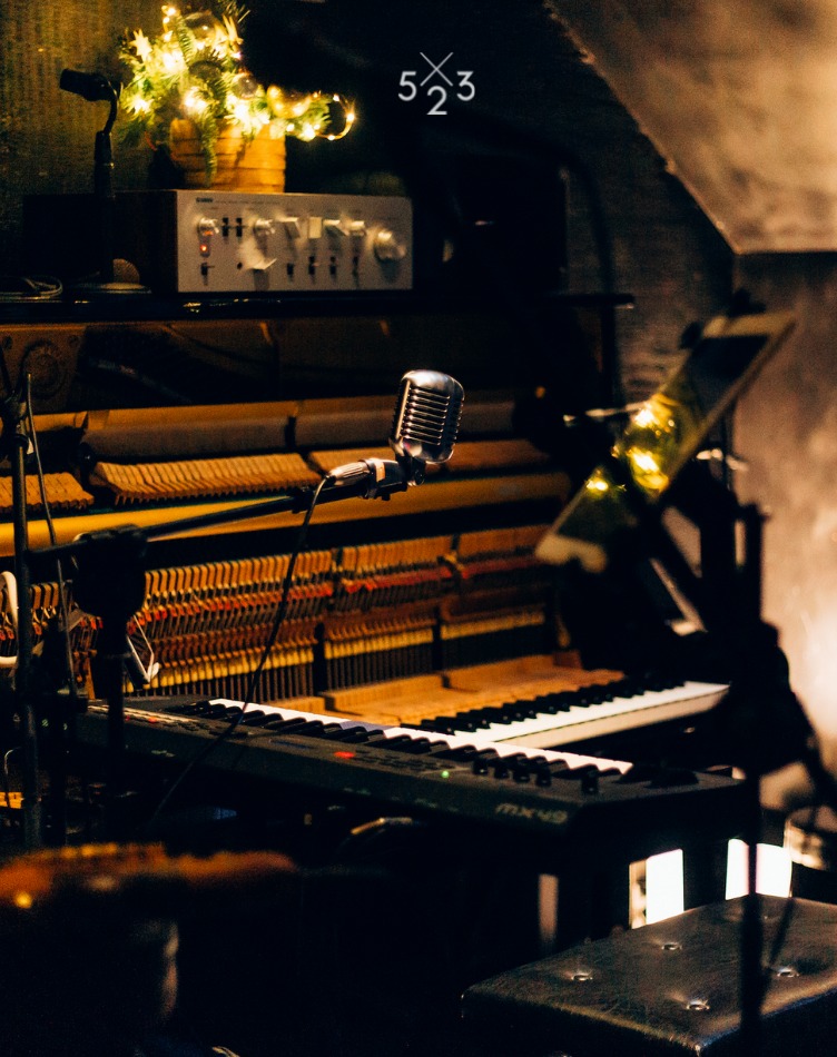 BAR &ndash; NƠI CH&Agrave;O Đ&Oacute;N NHỮNG KẺ C&Ocirc; ĐỘC, TH&Iacute;CH HO&Agrave;I NIỆM