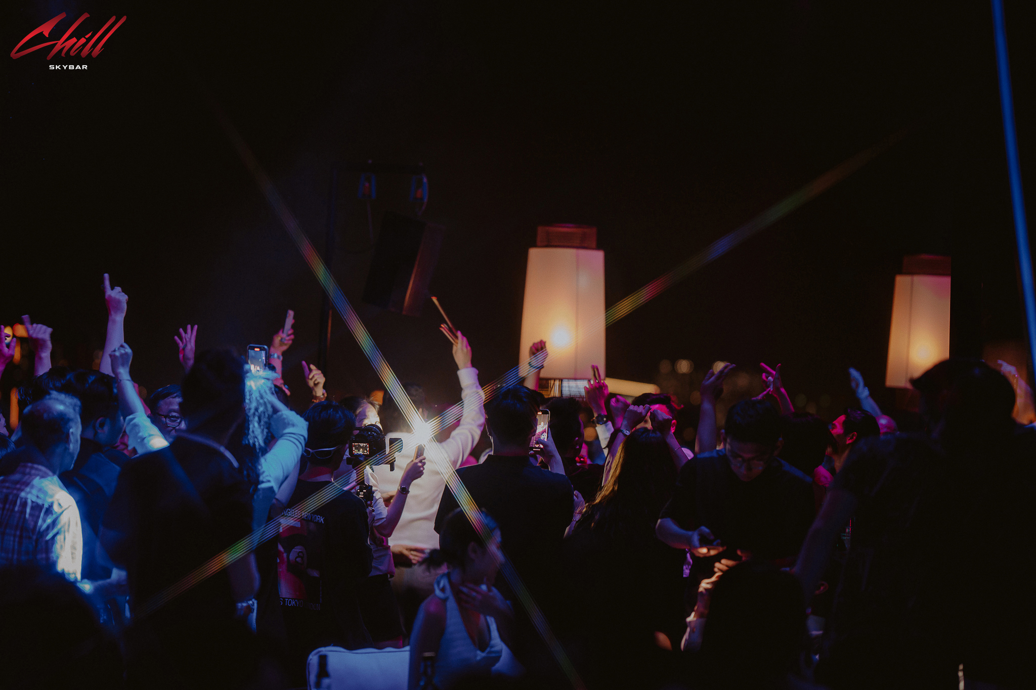 CHILL SKY BAR - AB TOWER, 76A L&Ecirc; LAI, QUẬN 1, TPHCM