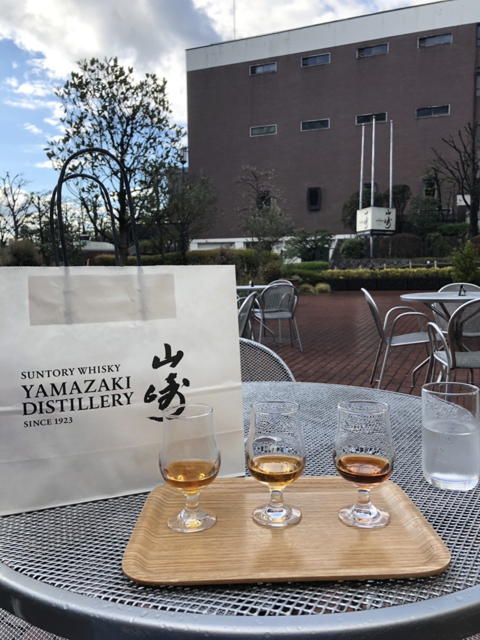 Yamazaki Distillery: Nơi tạo n&ecirc;n hương vị độc đ&aacute;o của whisky Nhật Bản